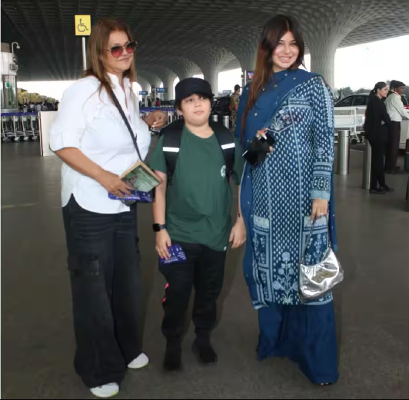 Netizens Stunned as Ayesha Takia Airport Appearance