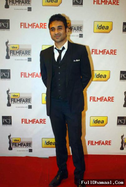 Vir Das At 57th Filmfare Awards 2102