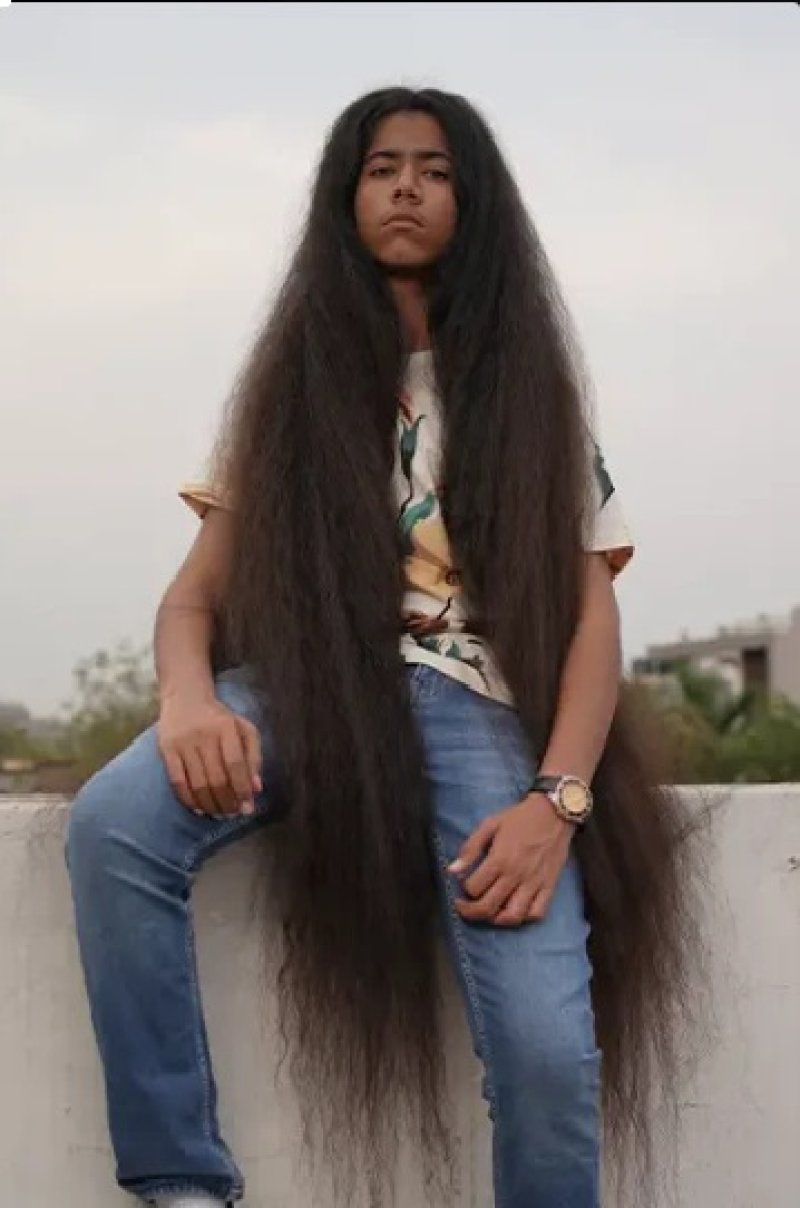 Sidakdeep Singh Chahal, creates a world record for longest hair
