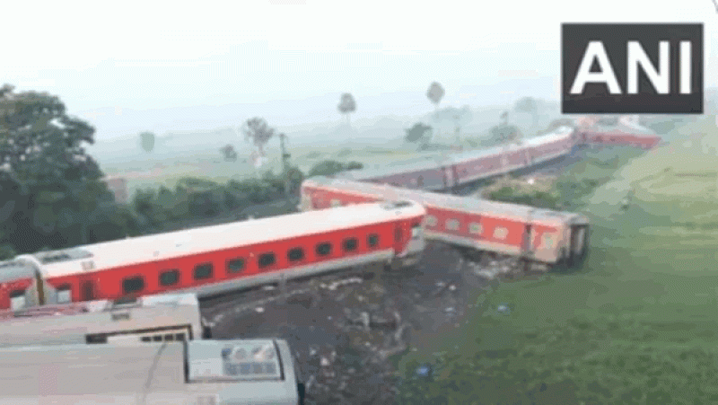 In the North East Express train accident, 4 people lost their lives, and 100 others were injured.