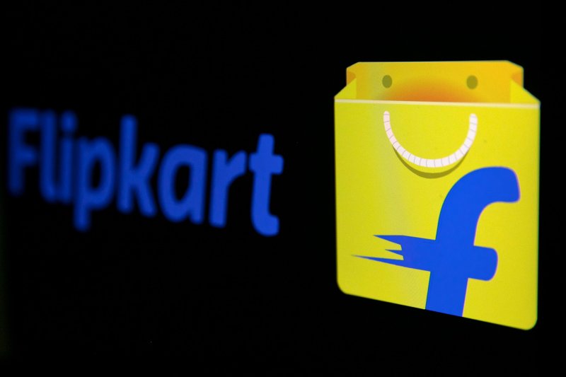 Flipkart Diwali Mega Sale is starting today, get massive discounts on iPhone 14, Samsung Galaxy F14, and other products.